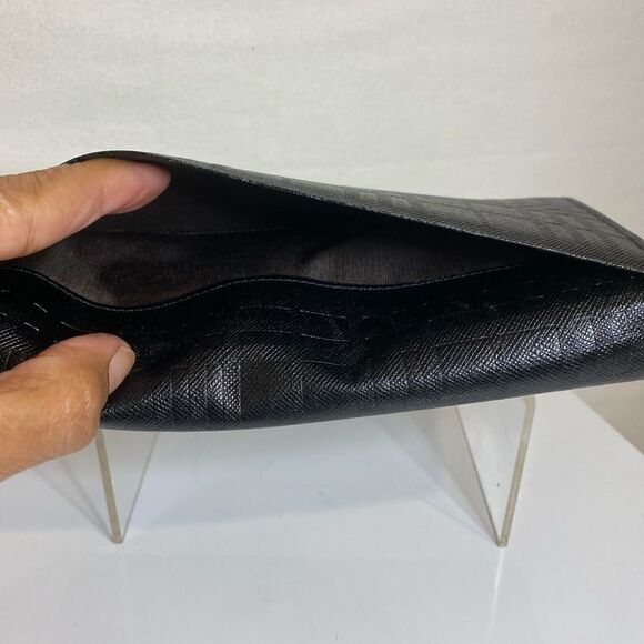 Authentic Burberry Wallet   - Picture 10 of 13